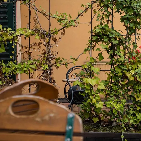 Logis Saint-martin Hotel 3*