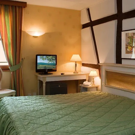Logis Saint-martin 호텔