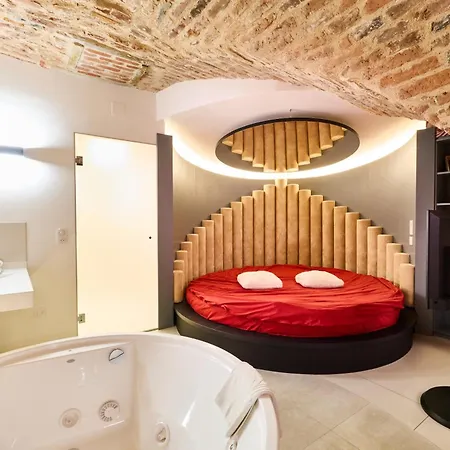 Logis Saint-martin Hotel